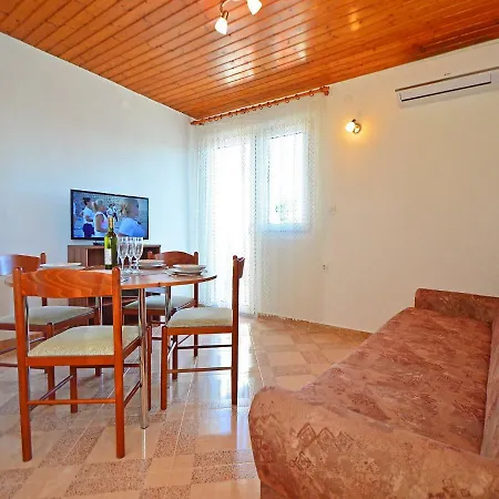 Apartment Milka-3
